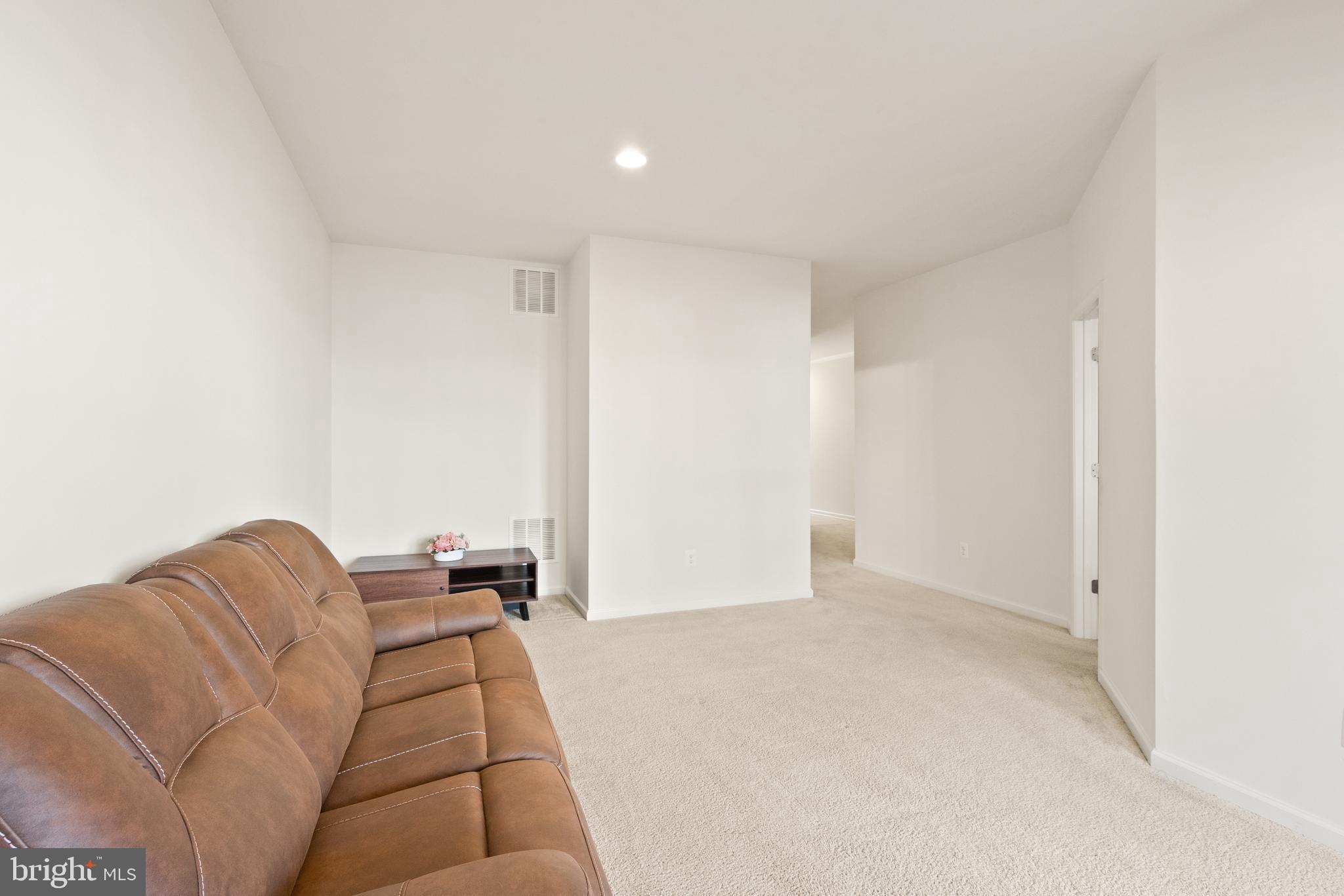 42274 Riggins Ridge Ter