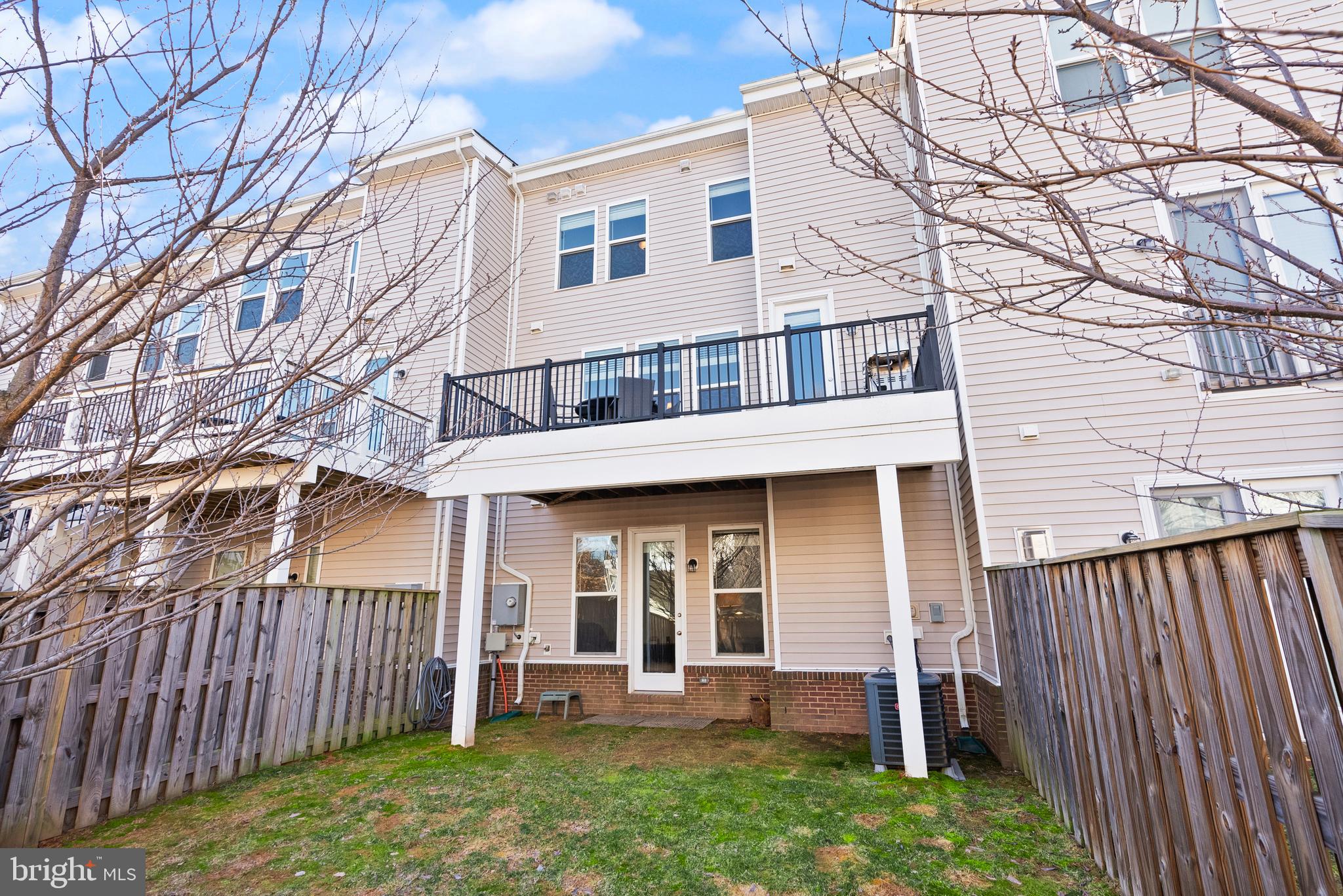 42274 Riggins Ridge Ter