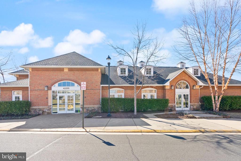 42274 Riggins Ridge Ter
