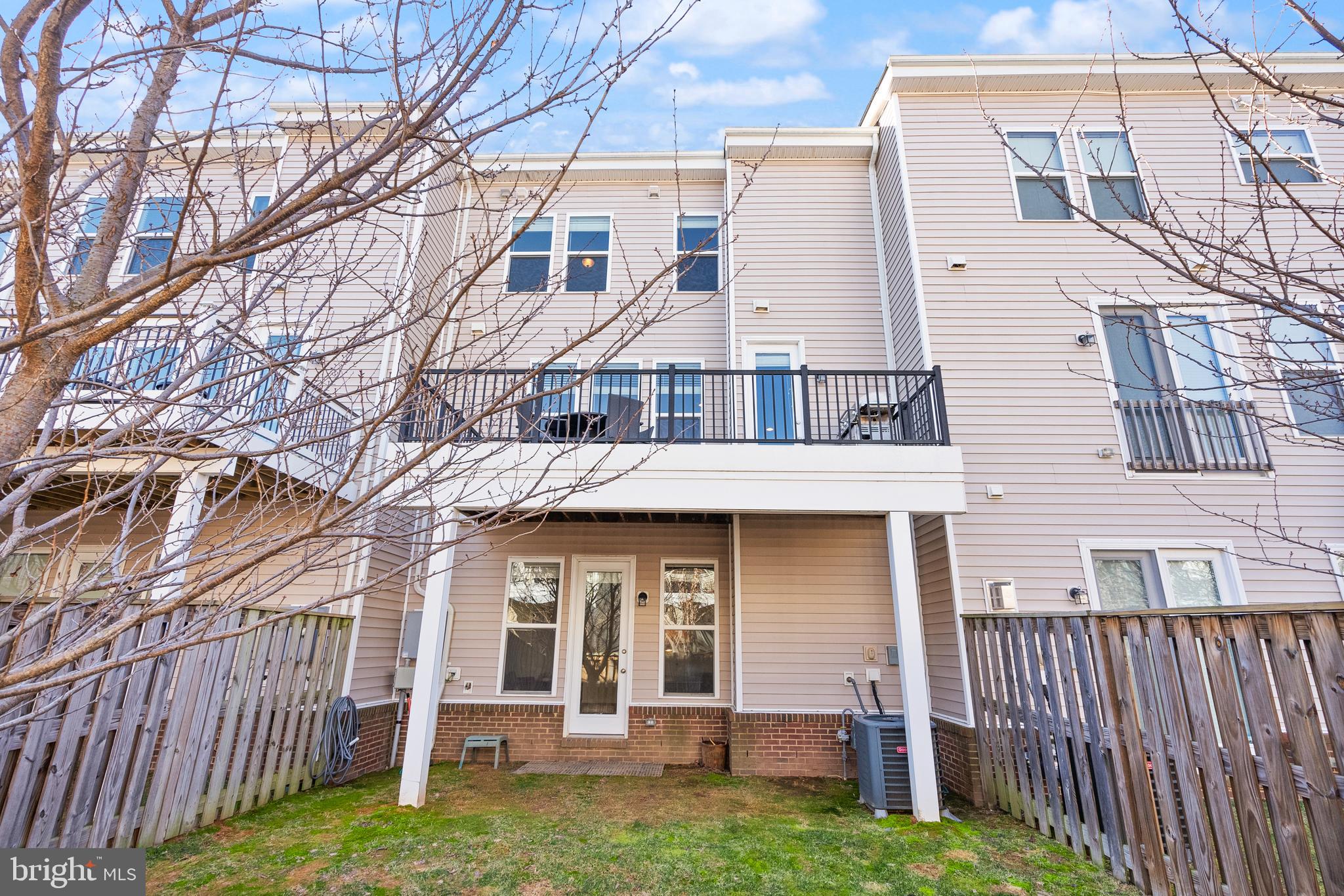 42274 Riggins Ridge Ter