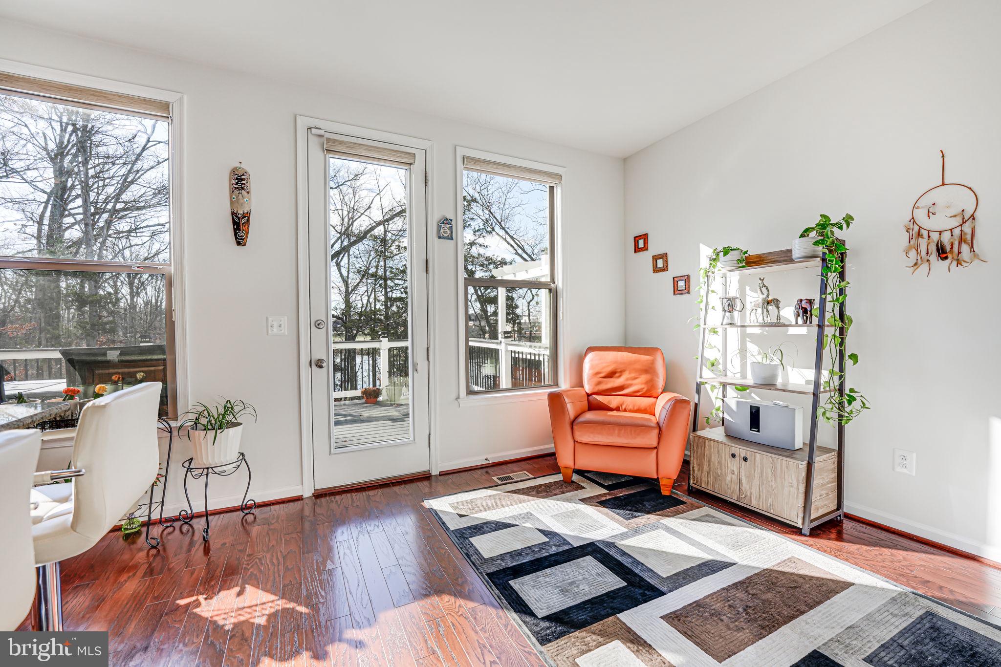 42488 Dogwood Glen Sq