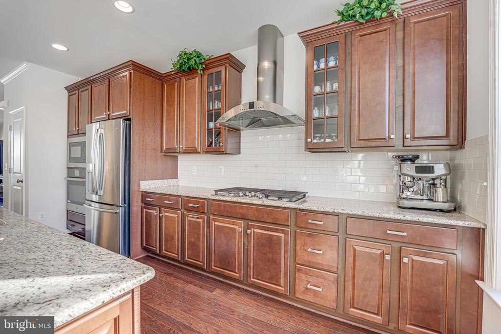 42488 Dogwood Glen Sq