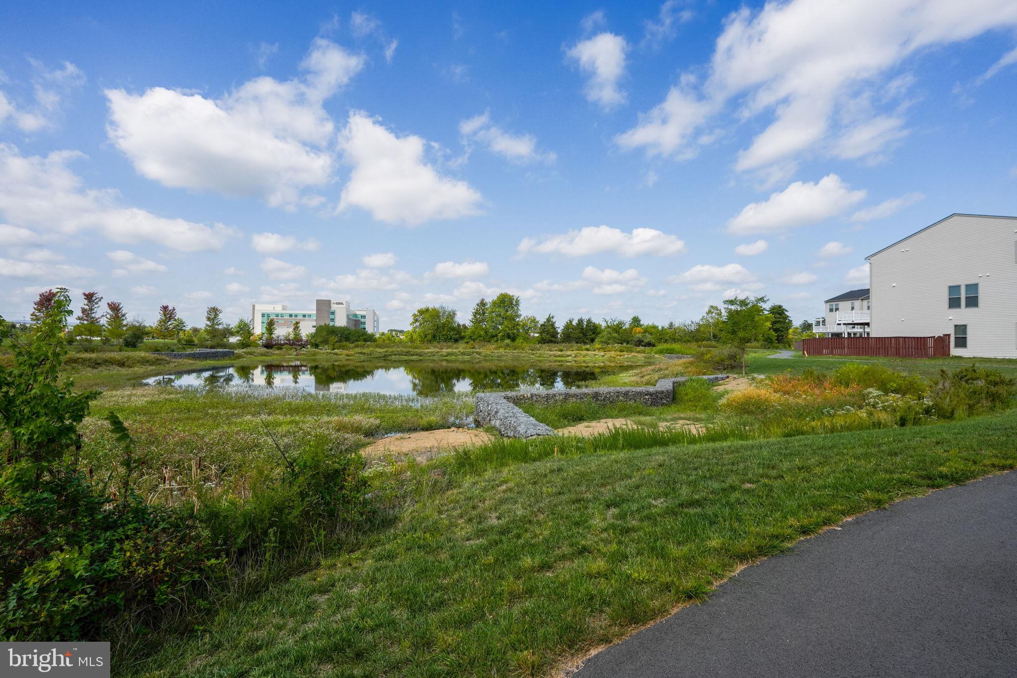 42488 Dogwood Glen Sq