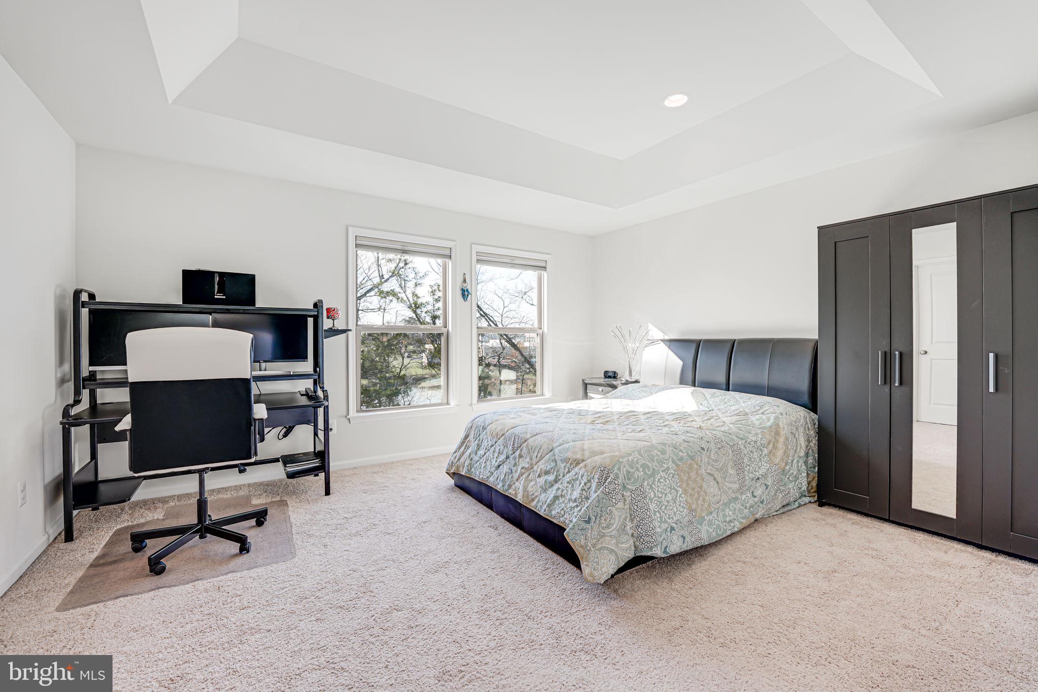 42488 Dogwood Glen Sq