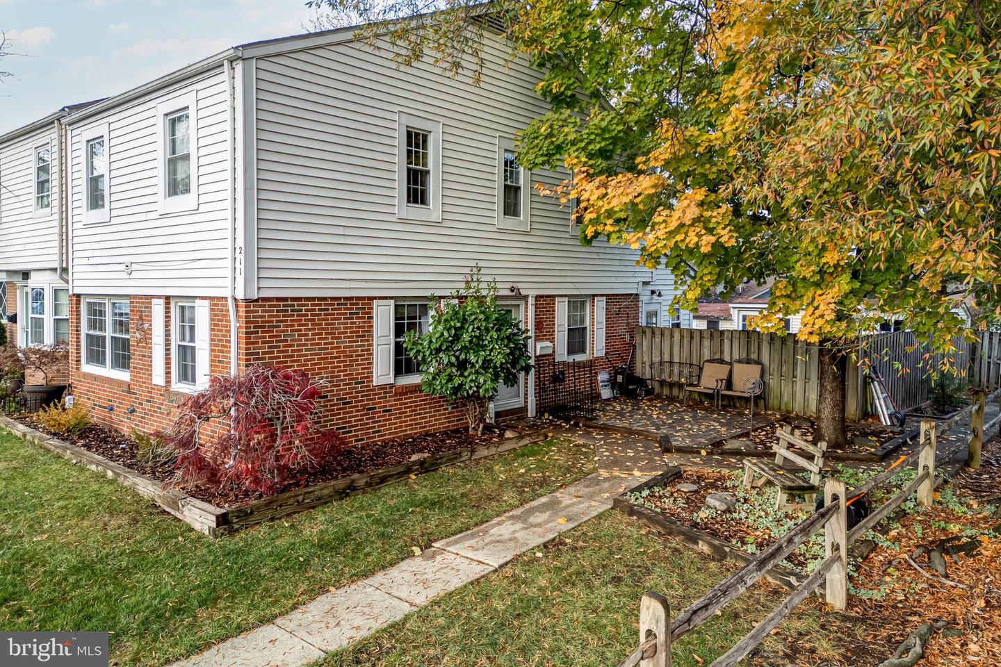 211 Nottoway St SE