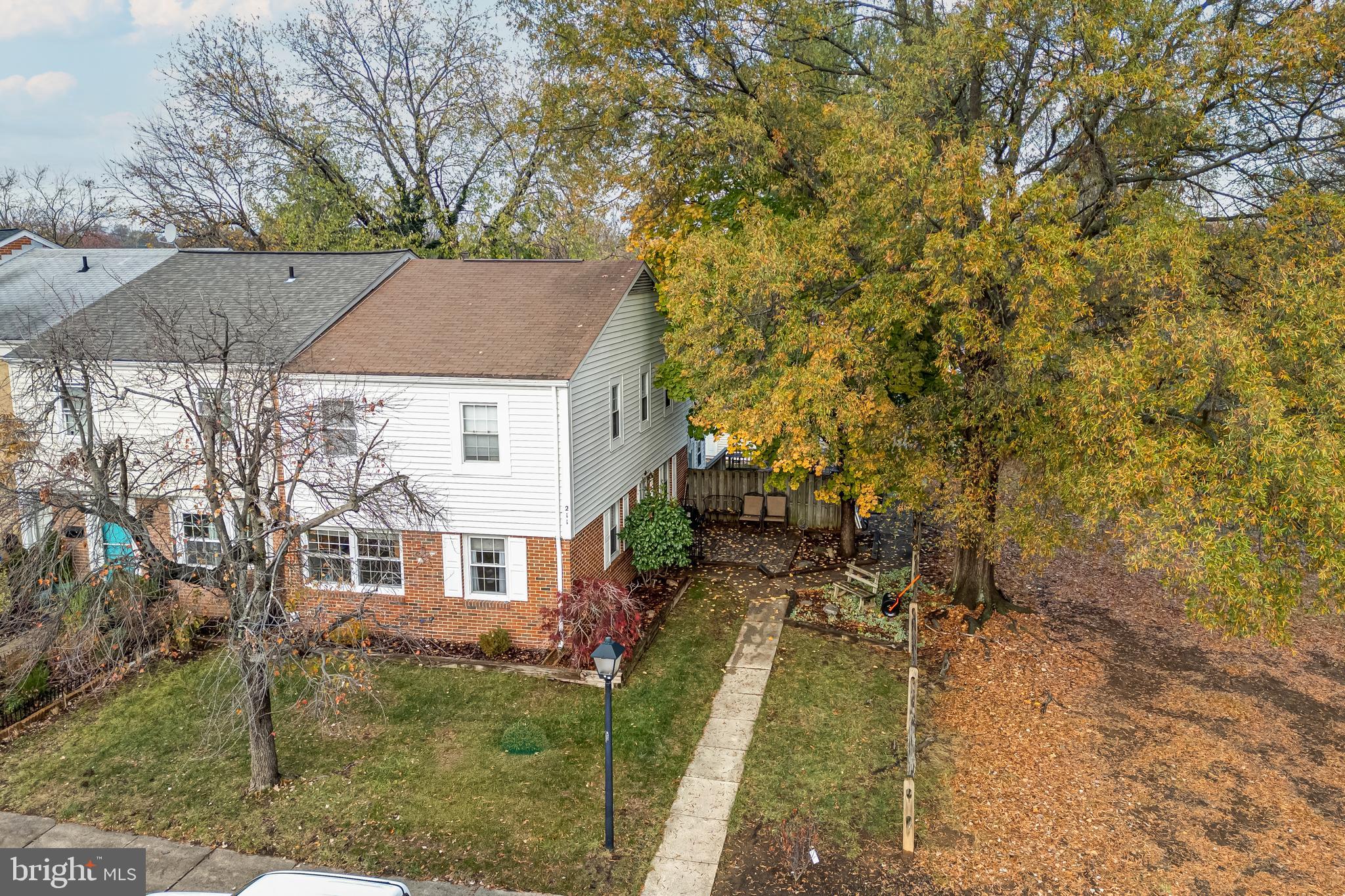 211 Nottoway St SE