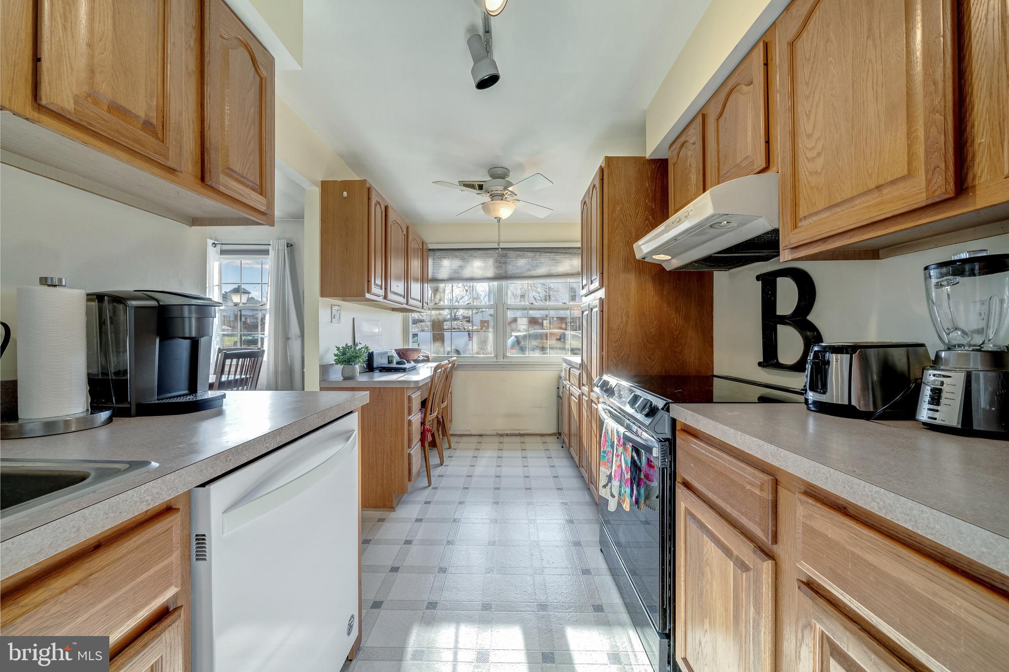 211 Nottoway St SE