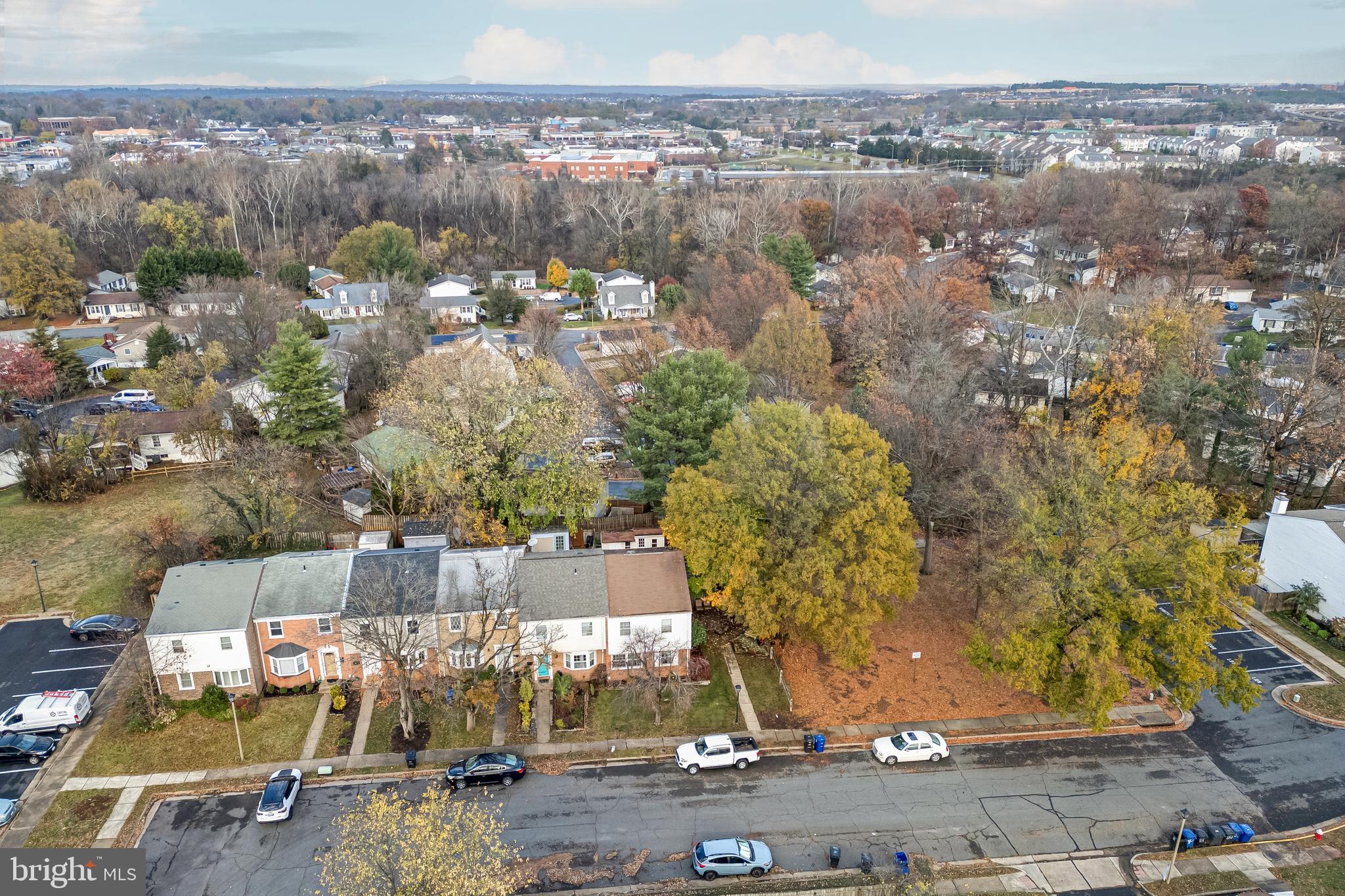 211 Nottoway St SE