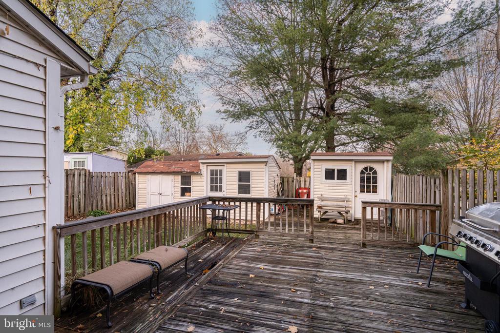 211 Nottoway St SE