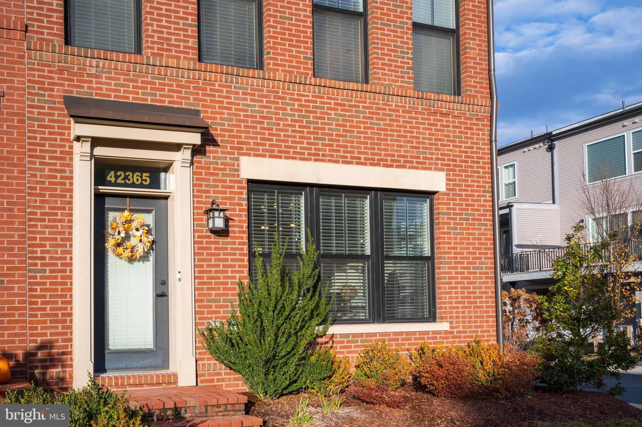 42365 ZEBULON SQ