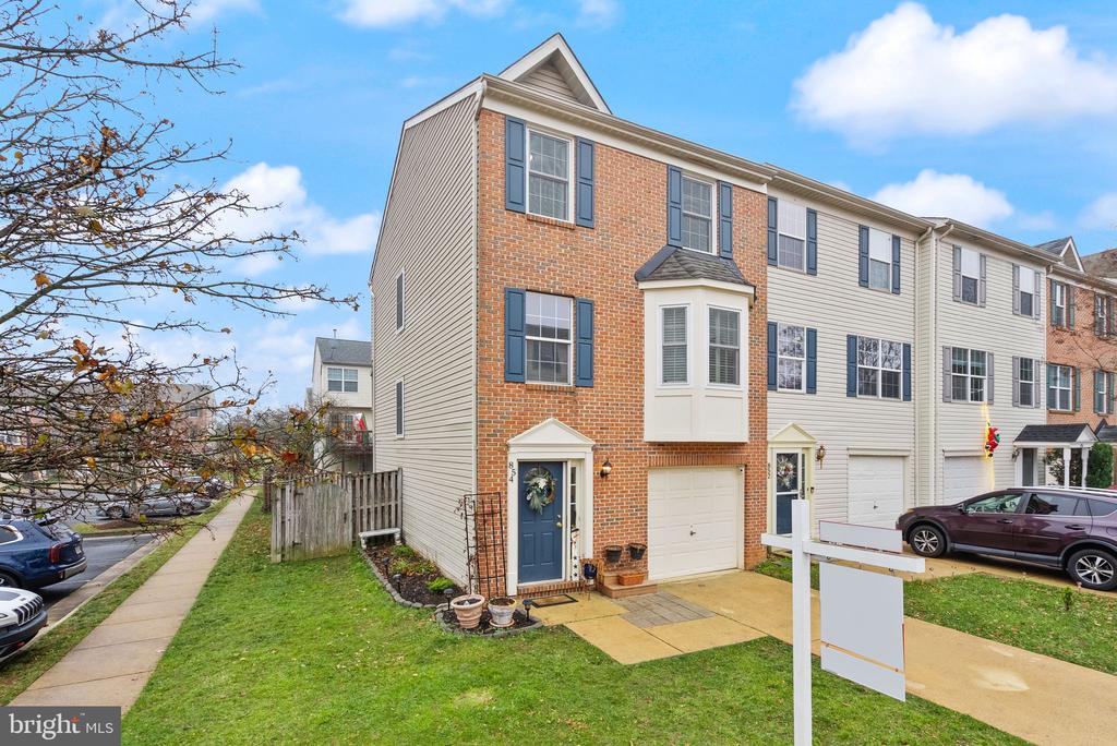 854 Vanderbilt Ter SE