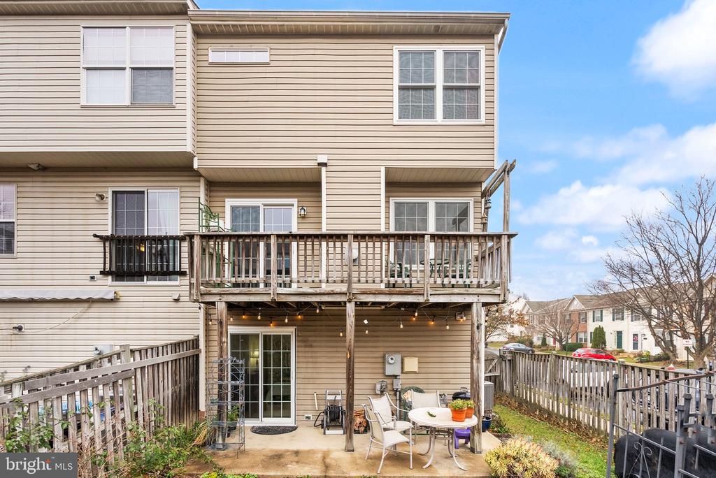 854 Vanderbilt Ter SE