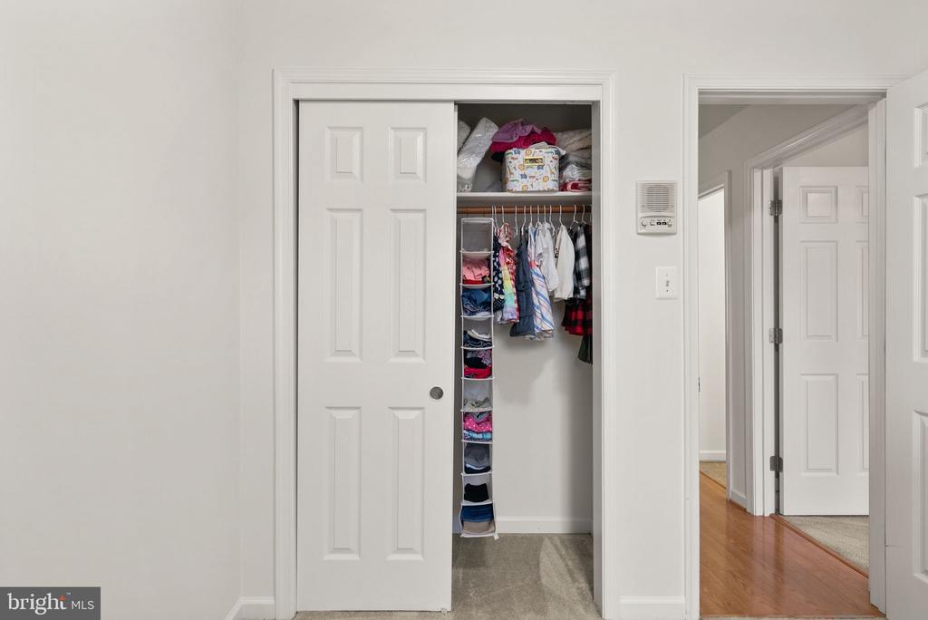 854 Vanderbilt Ter SE