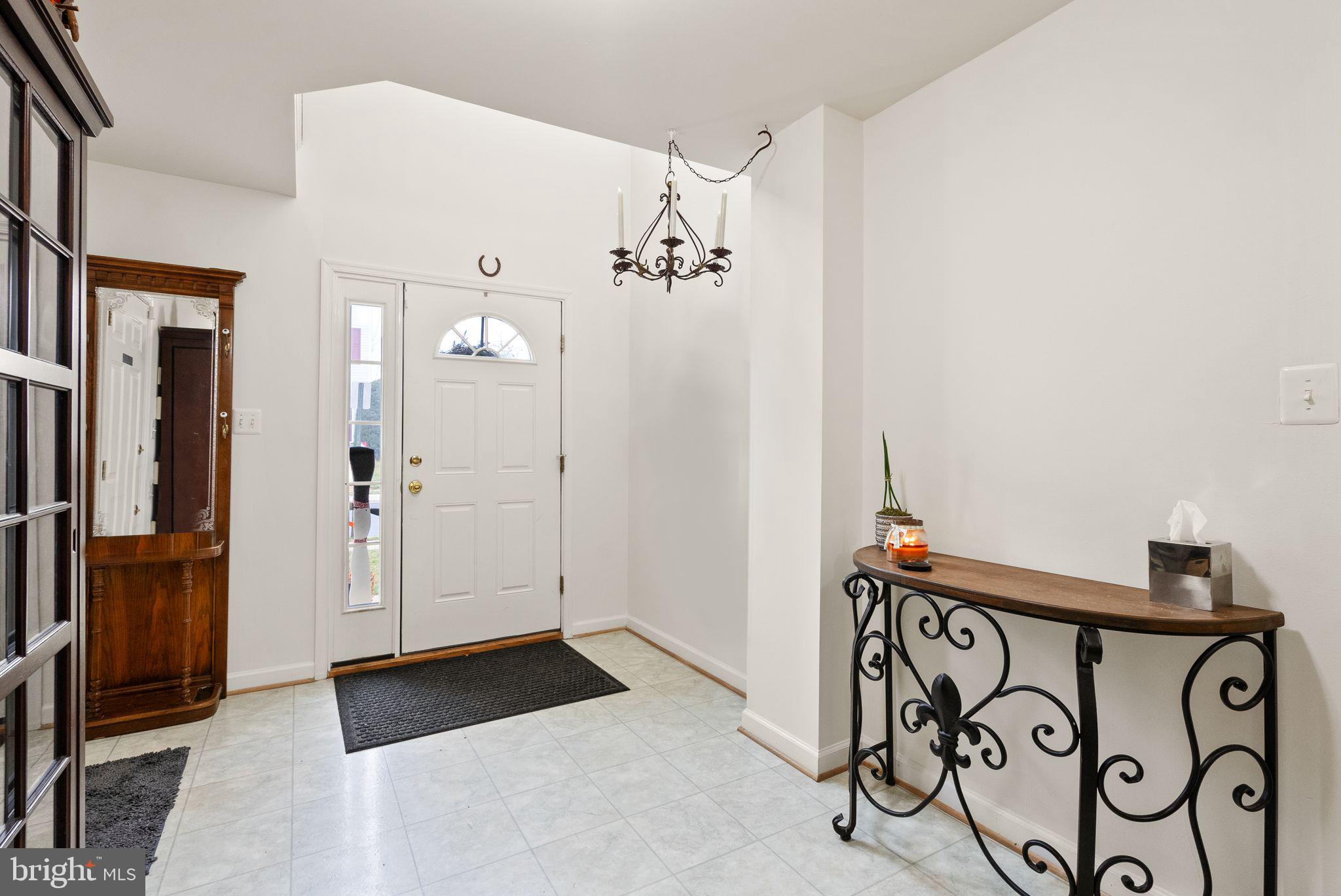 854 Vanderbilt Ter SE