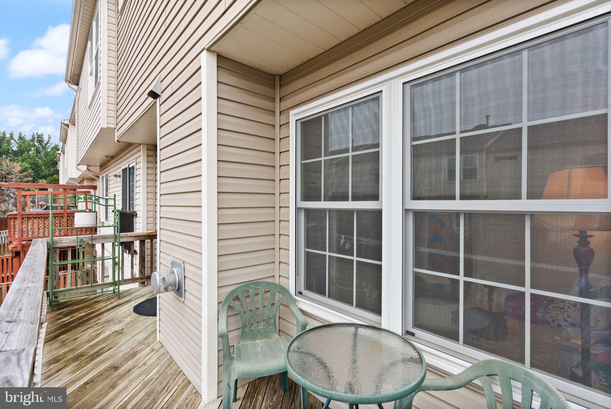 854 Vanderbilt Ter SE