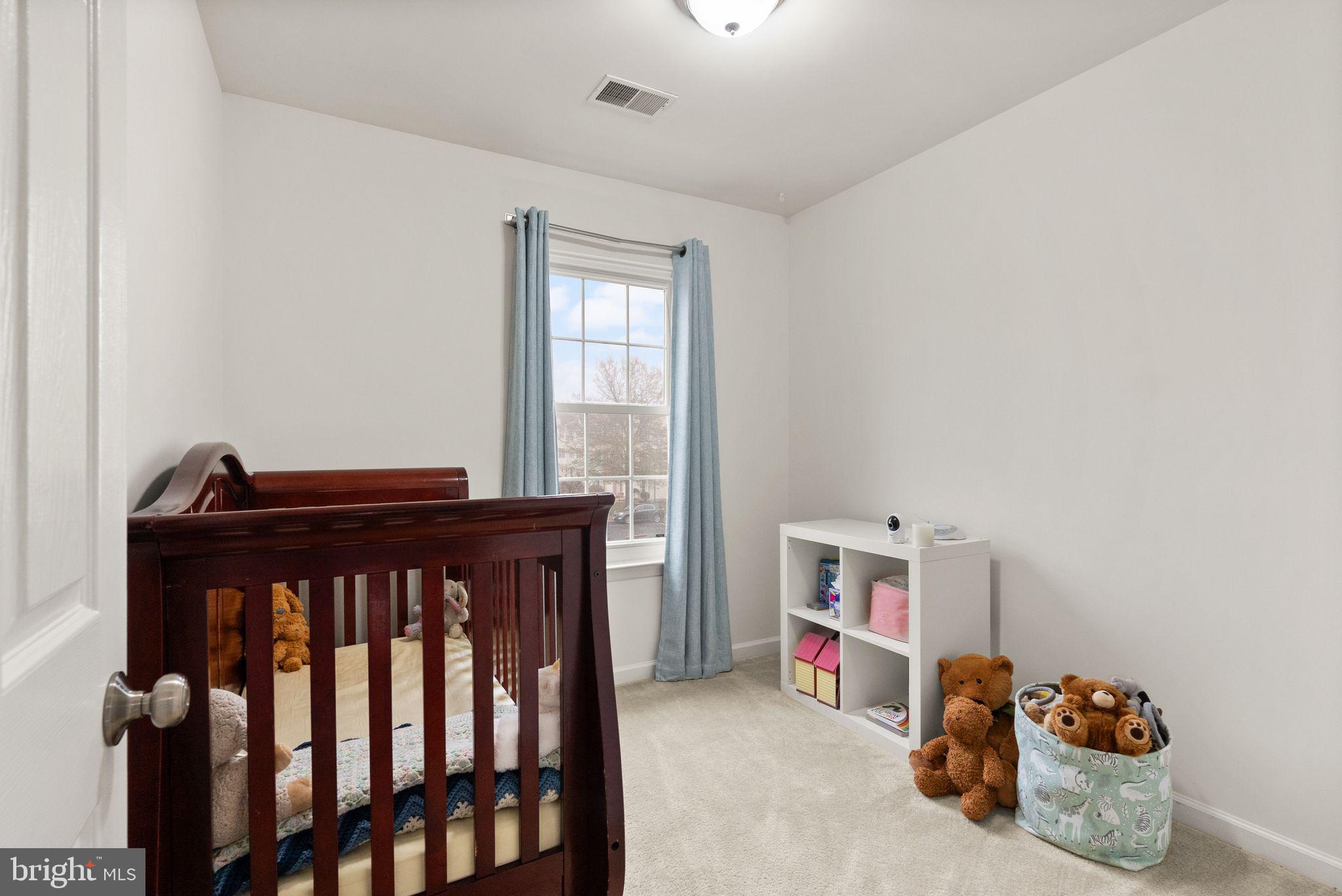 854 Vanderbilt Ter SE