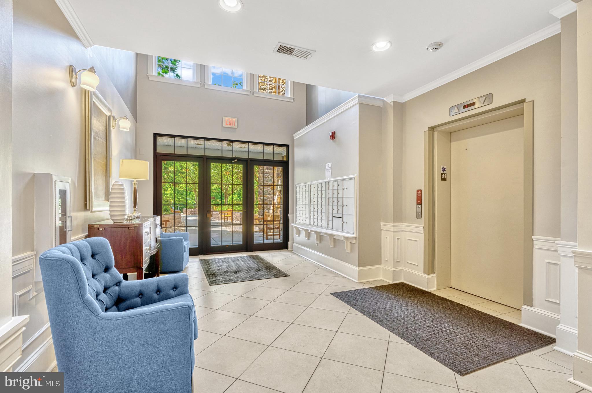 24701 Byrne Meadow Sq #403