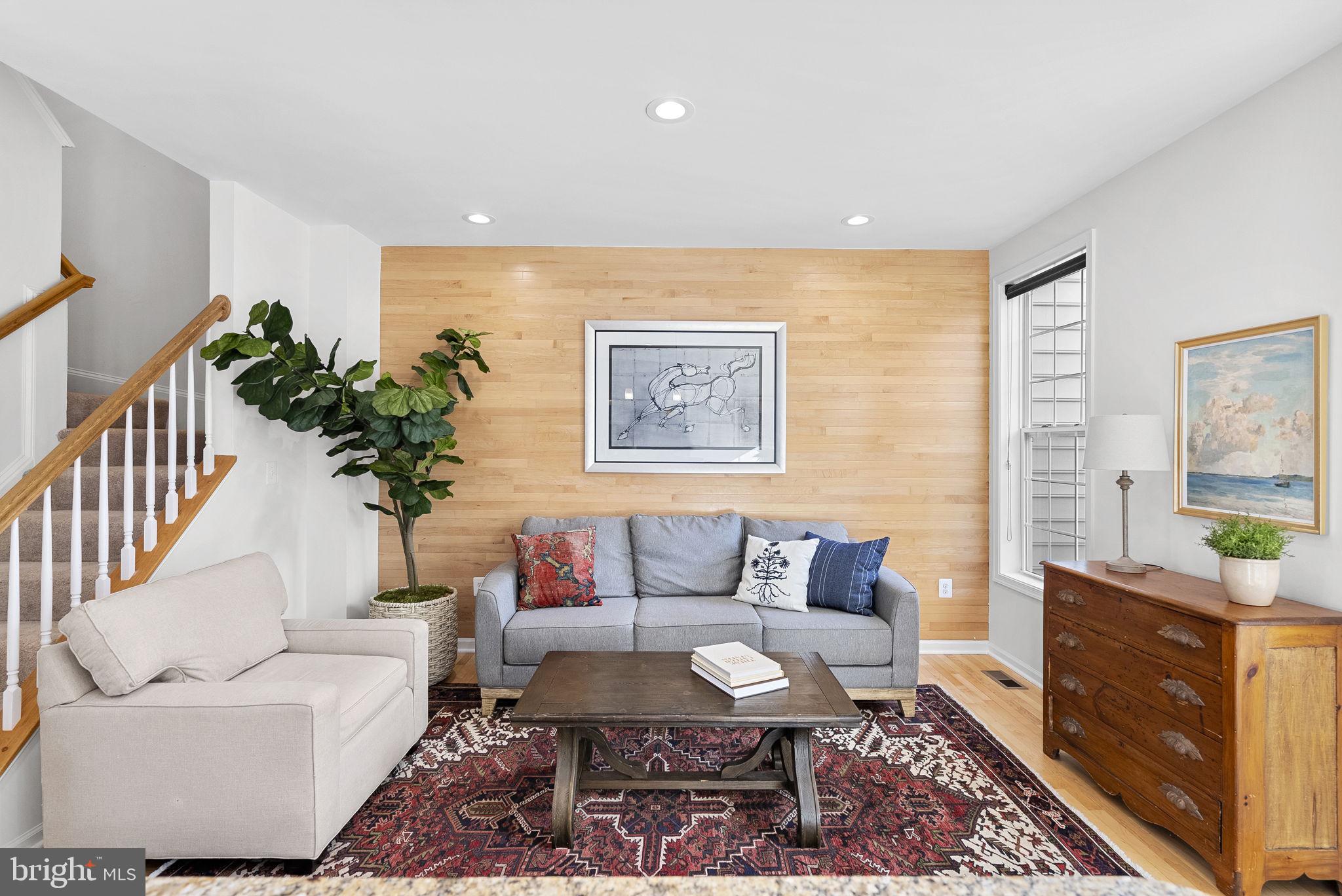 303 Dublin Sq