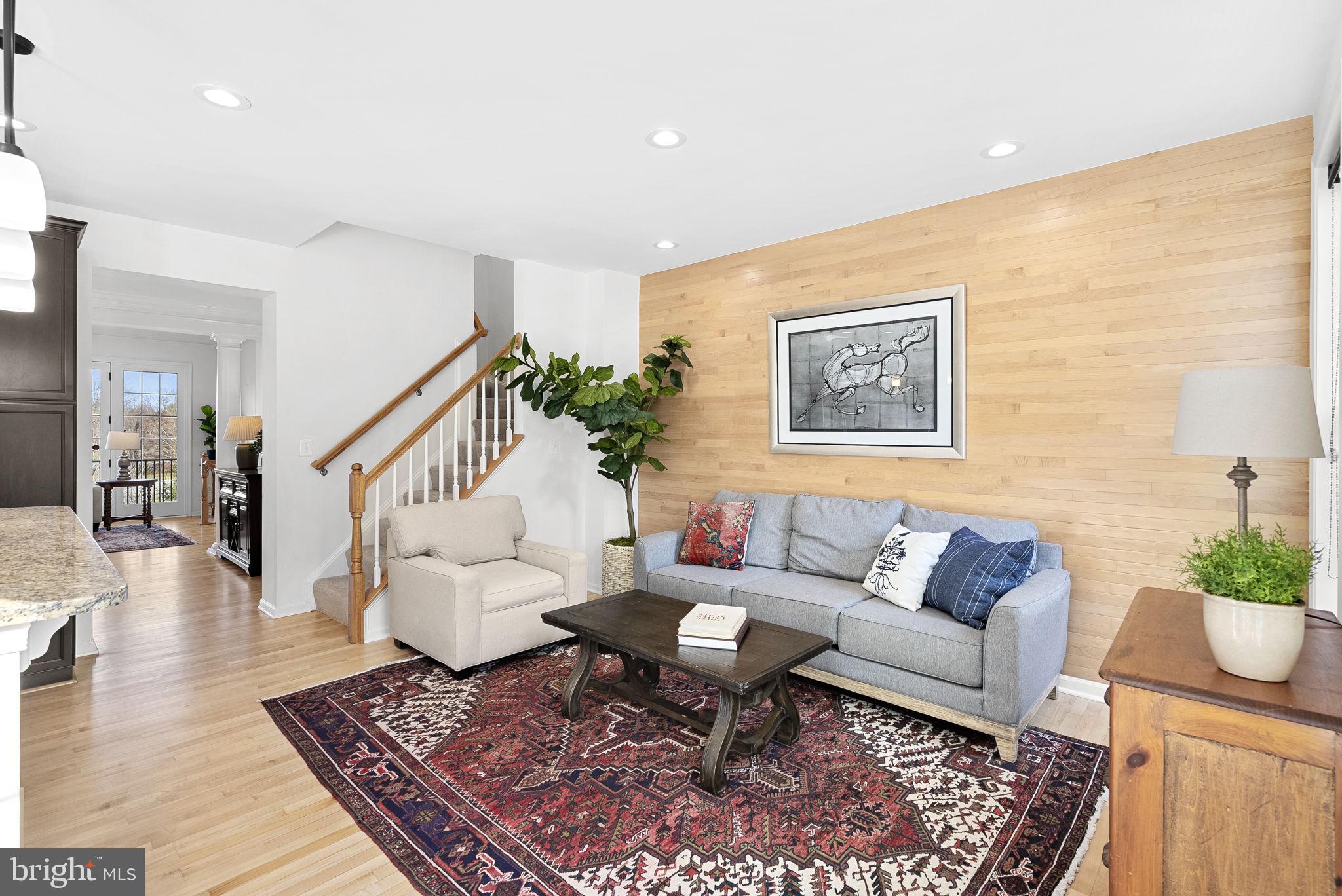 303 Dublin Sq