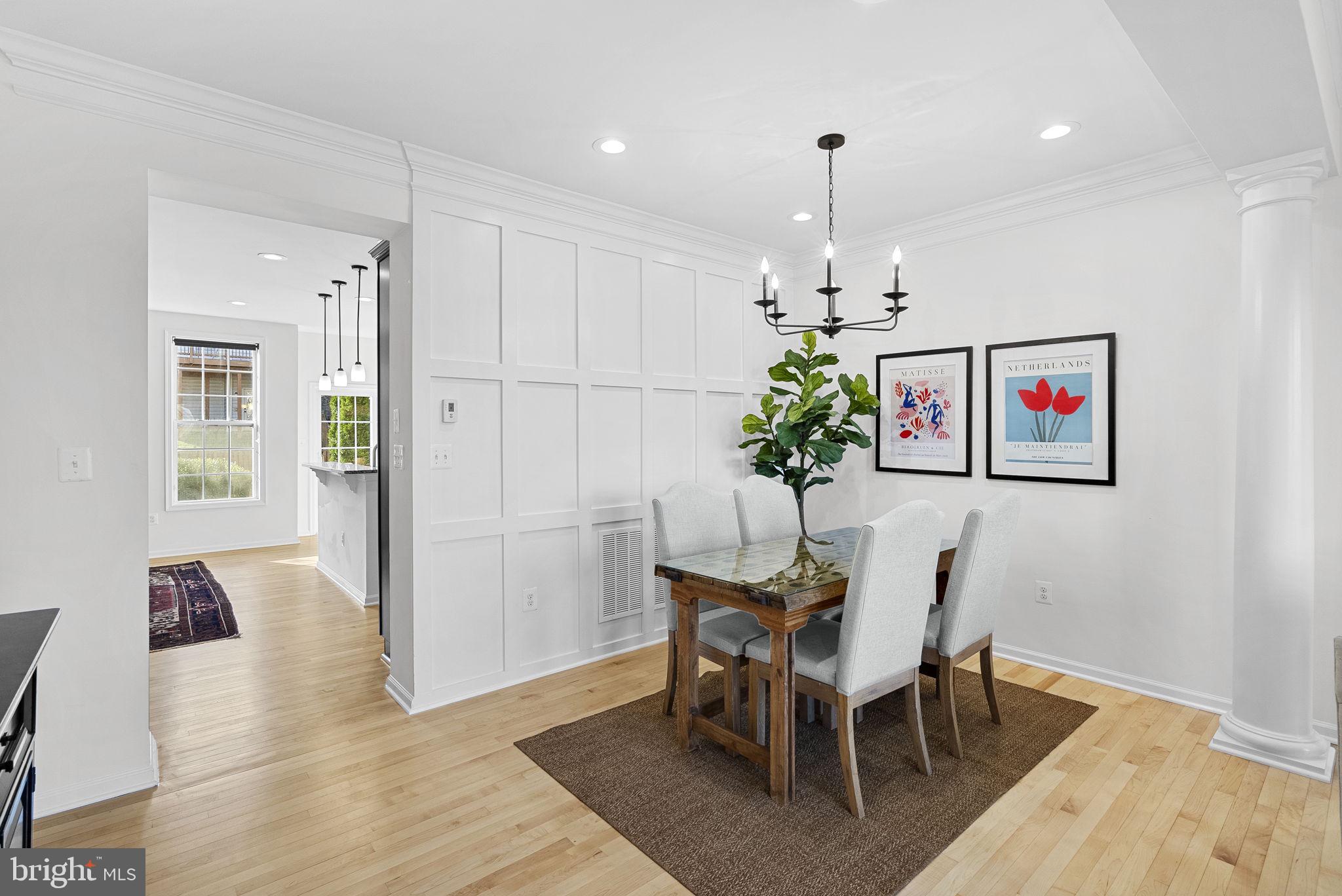 303 Dublin Sq