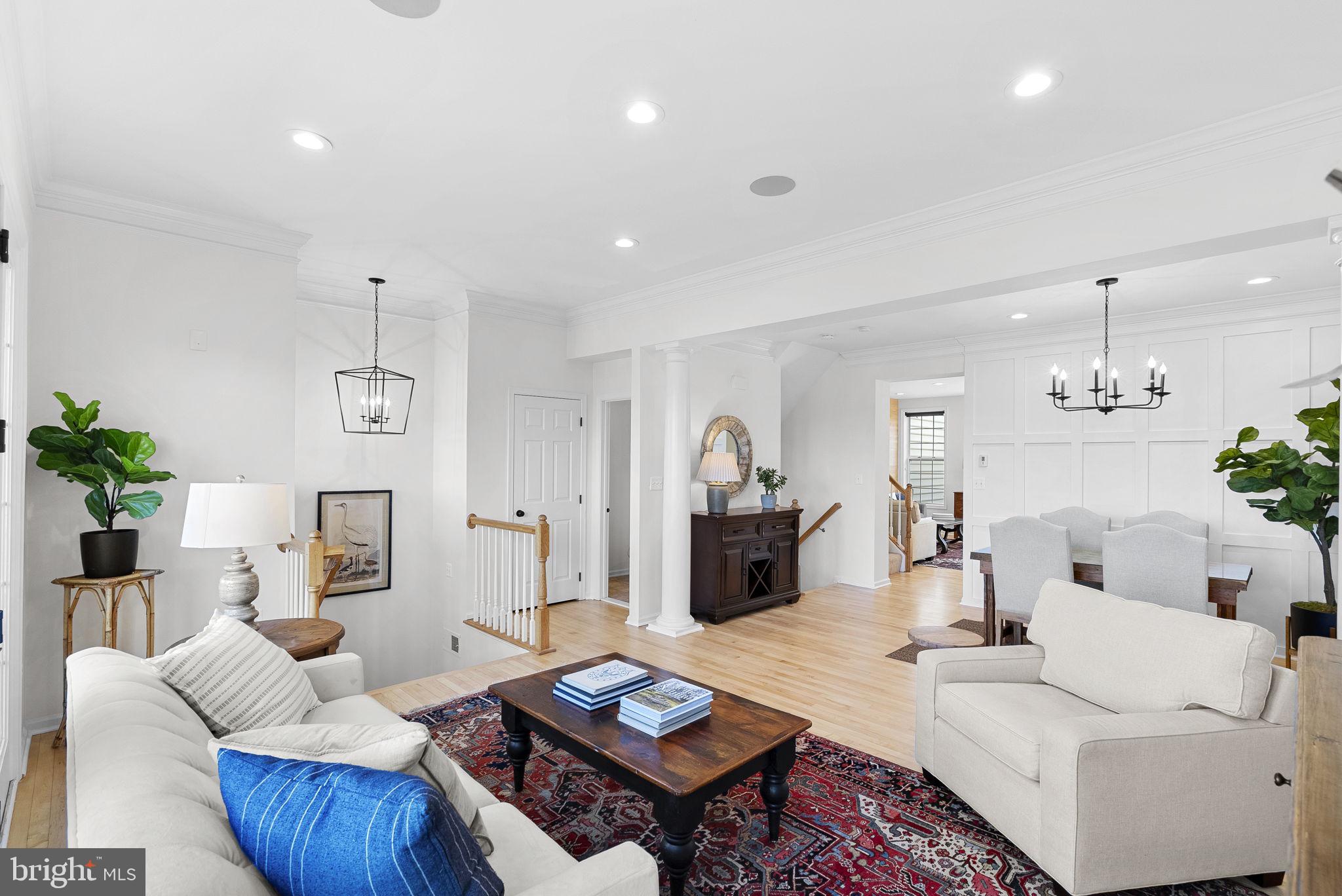 303 Dublin Sq