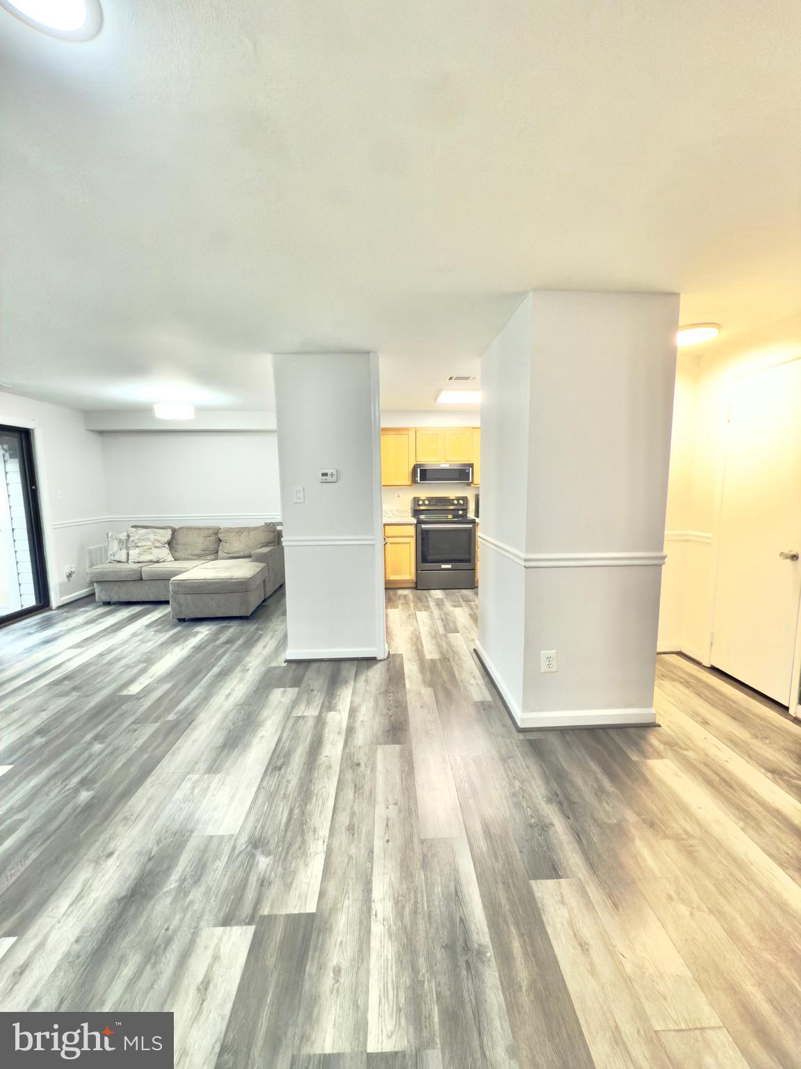 1068 Mycroft Ct