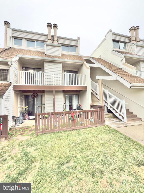 1068 Mycroft Ct