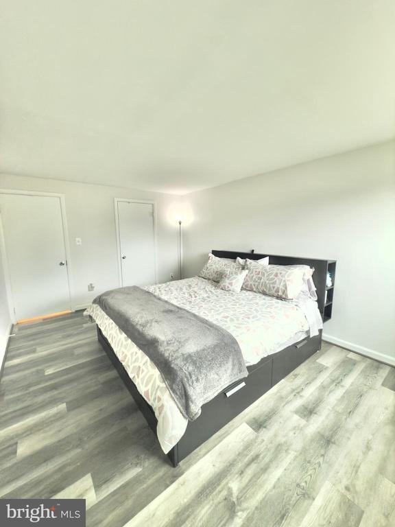 1068 Mycroft Ct