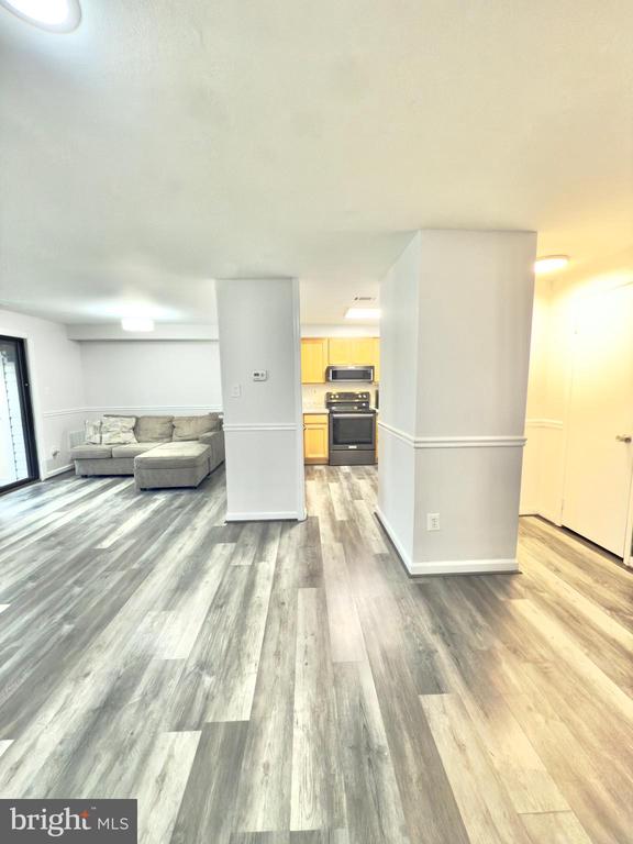 1068 Mycroft Ct