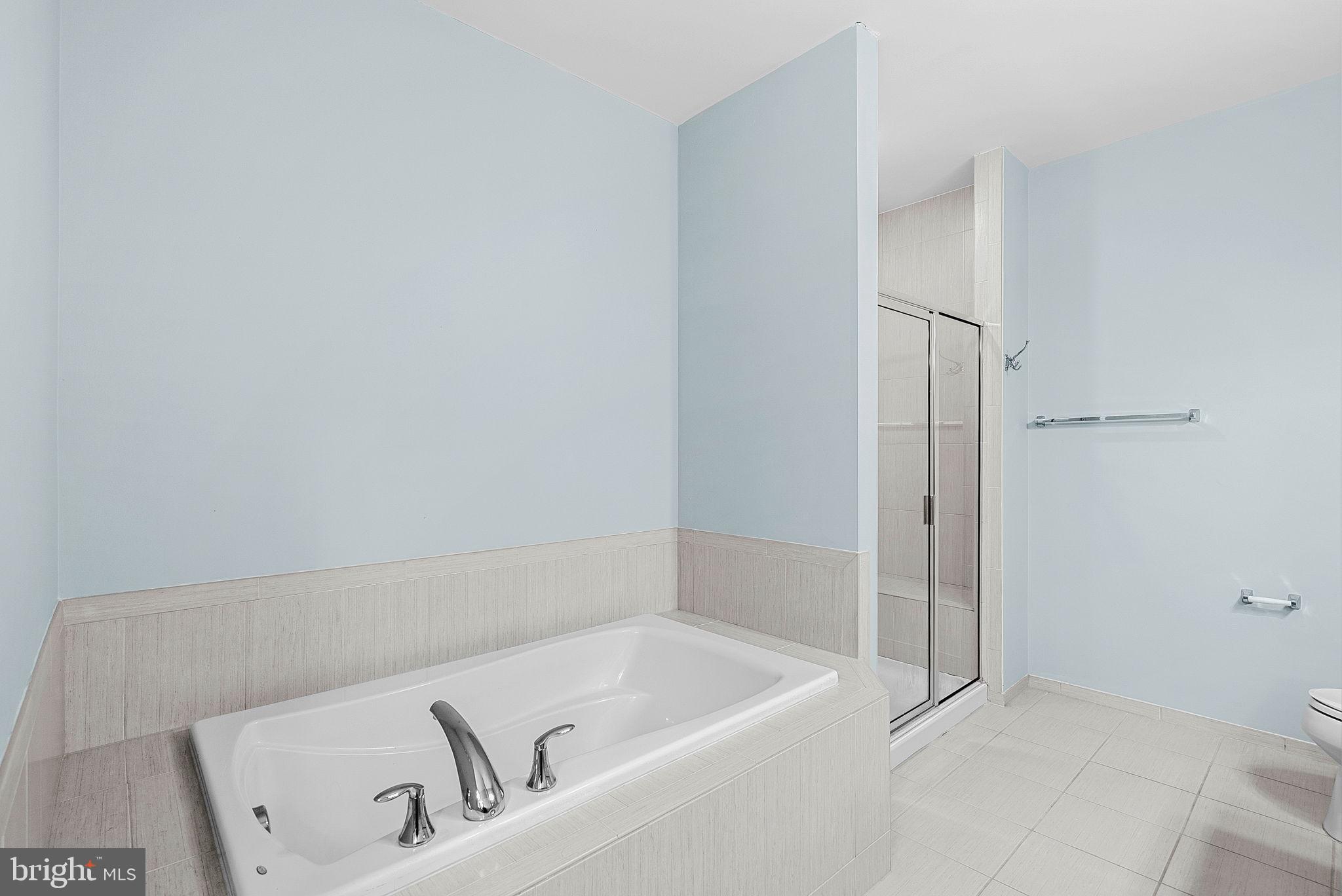 1310 Ribbon Limestone Ter SE