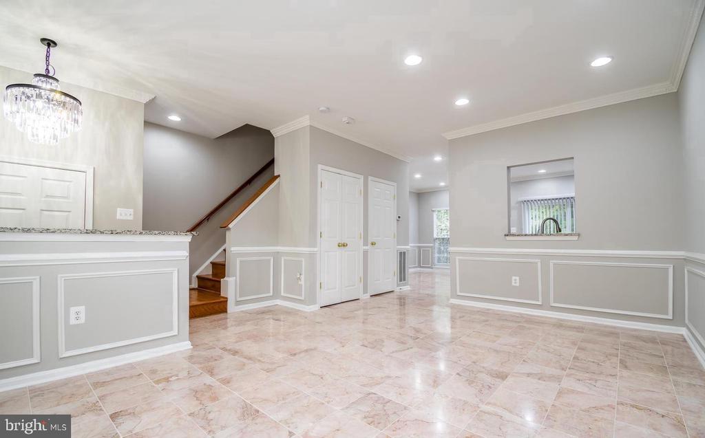 45572 GRAND CENTRAL SQ