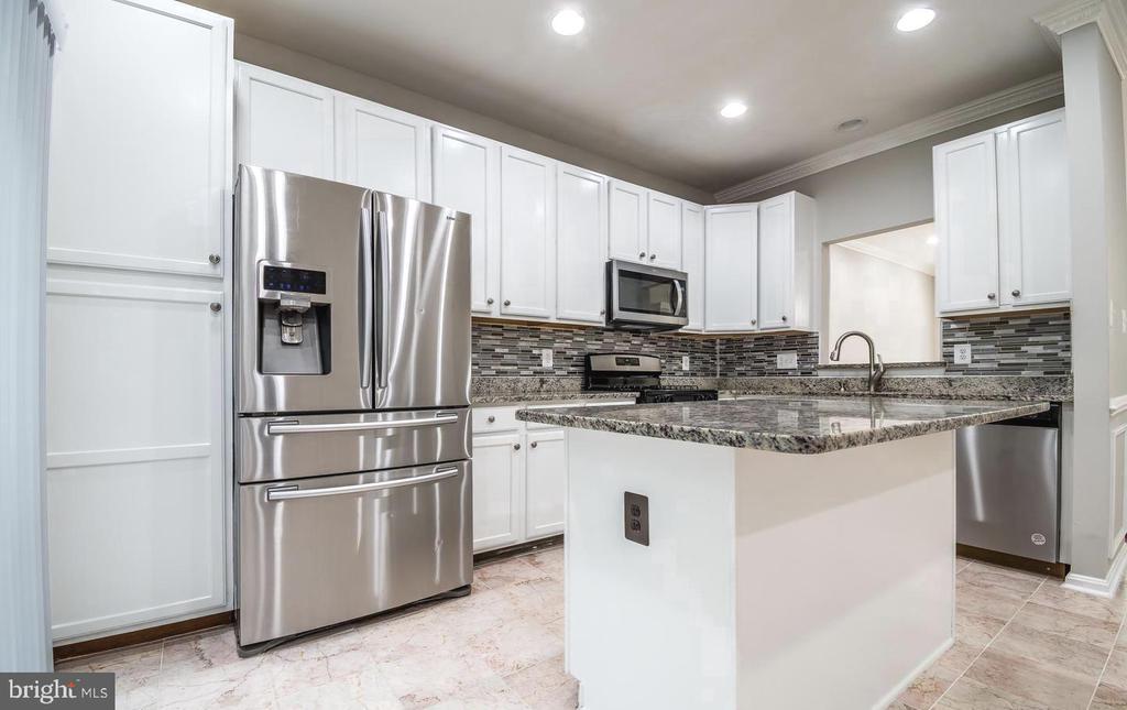 45572 GRAND CENTRAL SQ