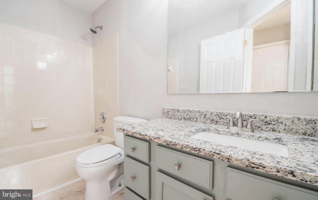 45572 GRAND CENTRAL SQ