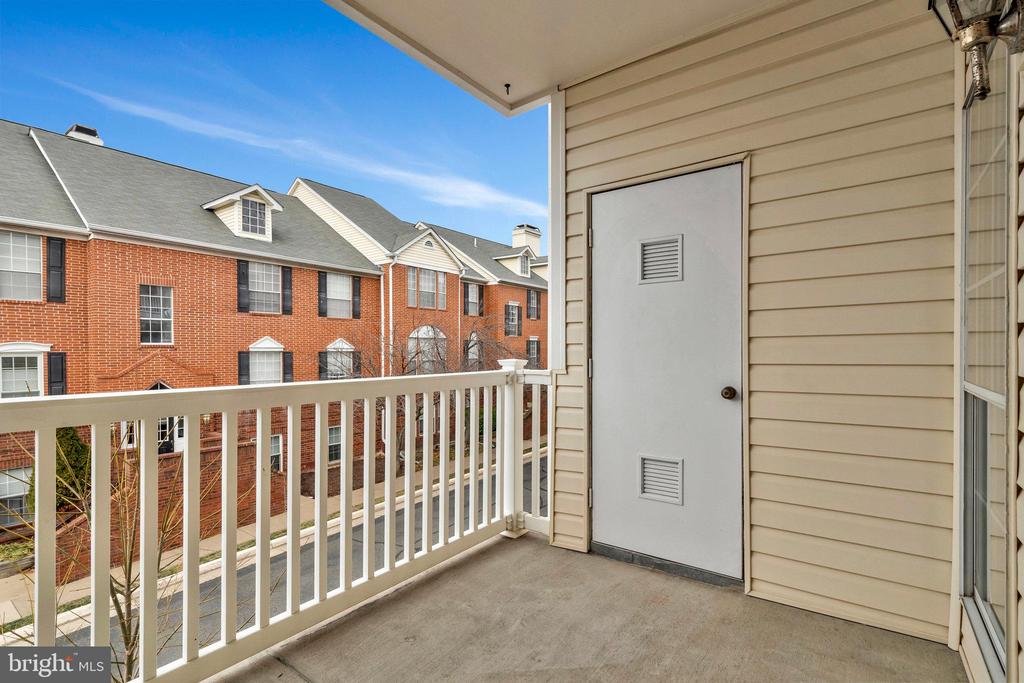 672 Gateway Dr SE #602