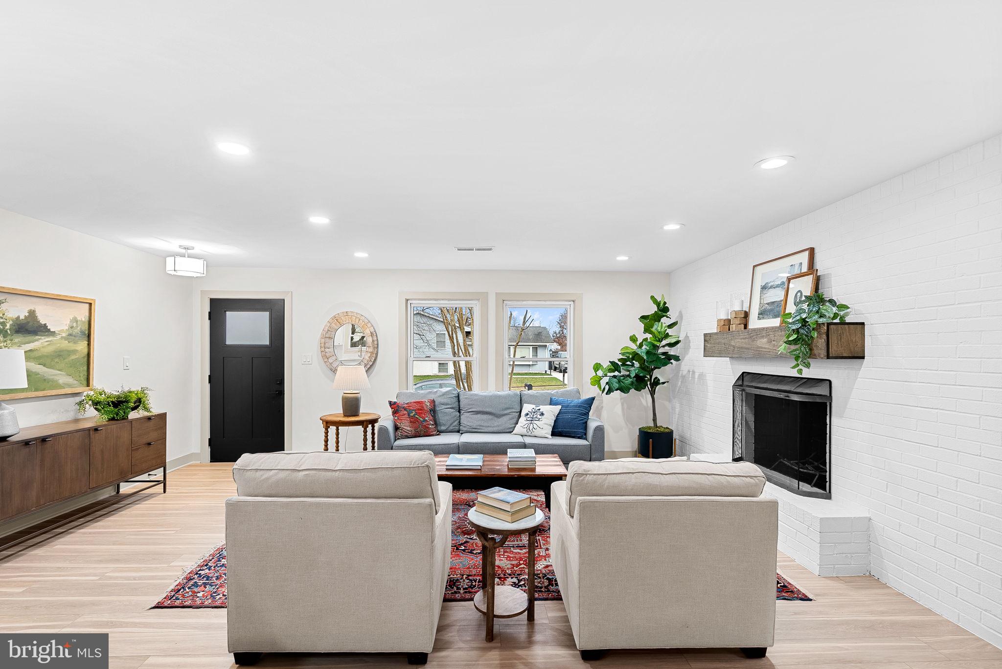 721 N Argonne Ave