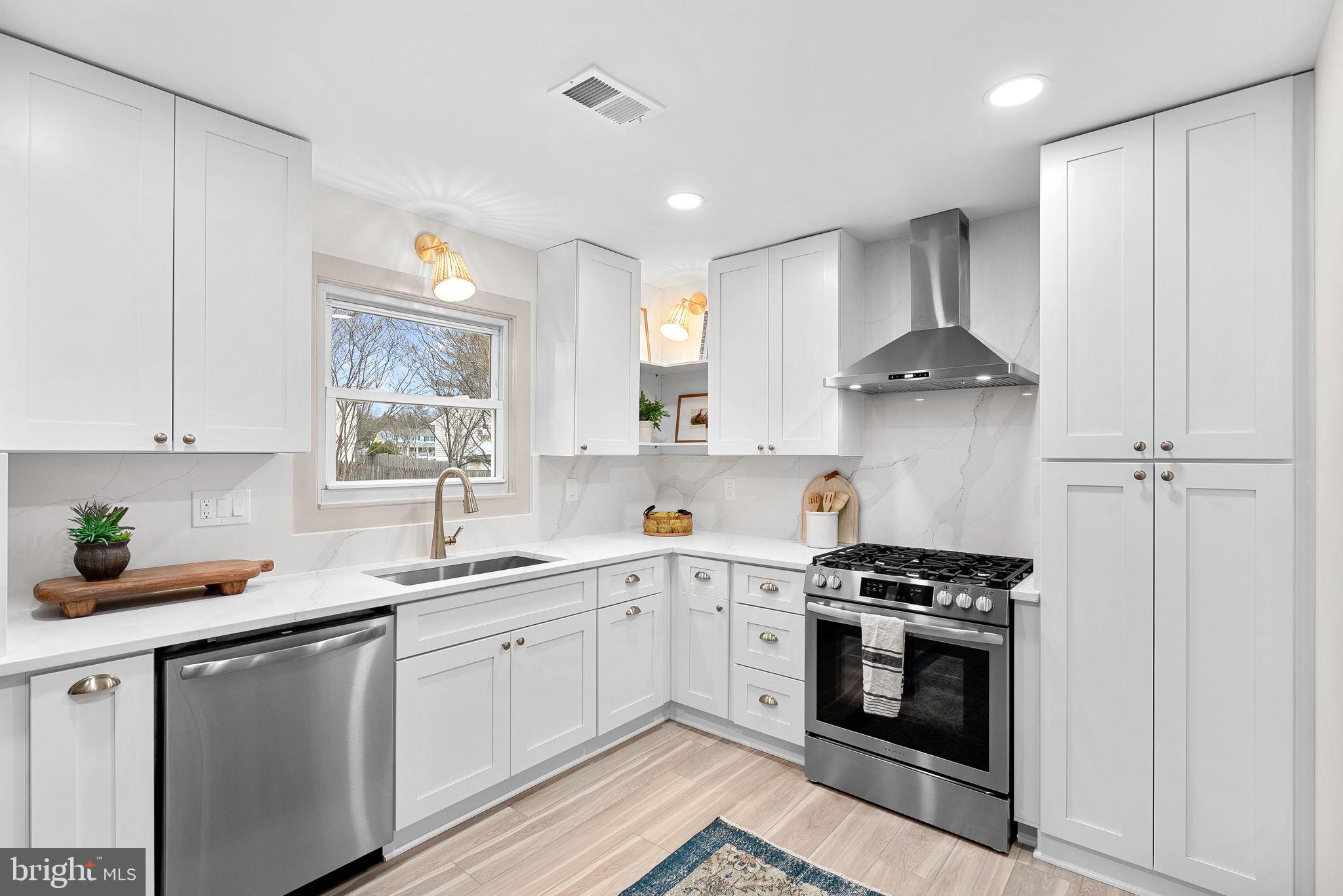 721 N Argonne Ave
