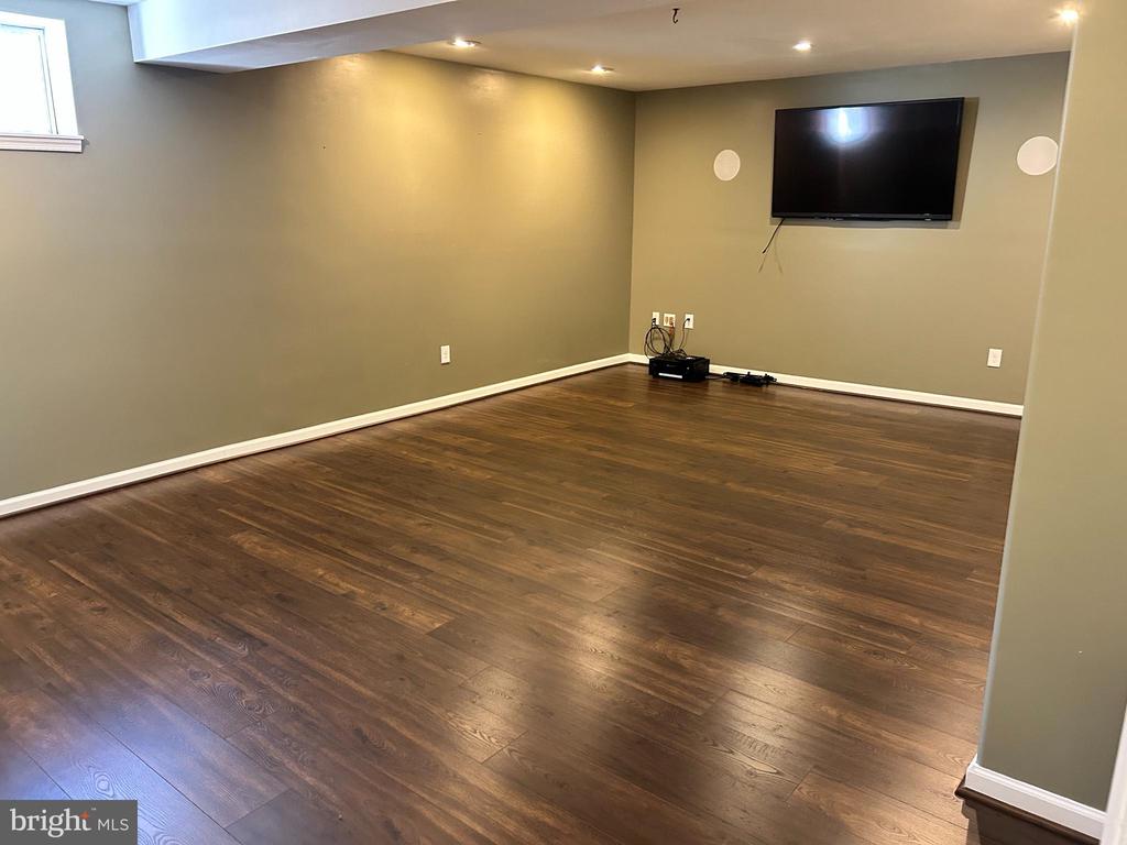 46487 PRIMULA CT