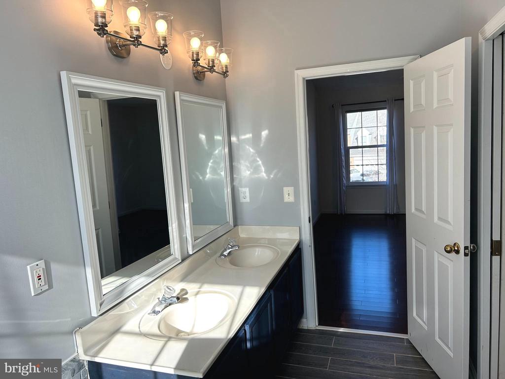 46487 PRIMULA CT