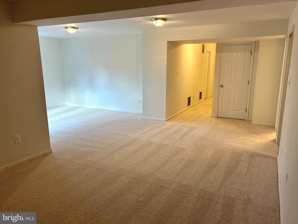 46487 PRIMULA CT