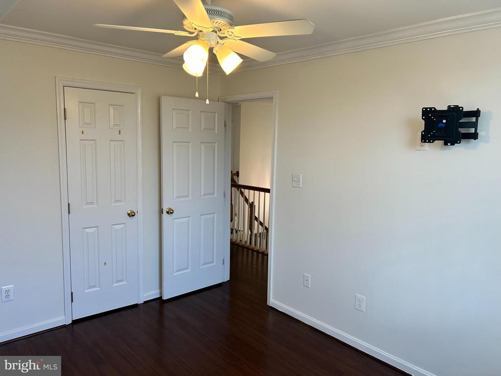 46487 PRIMULA CT