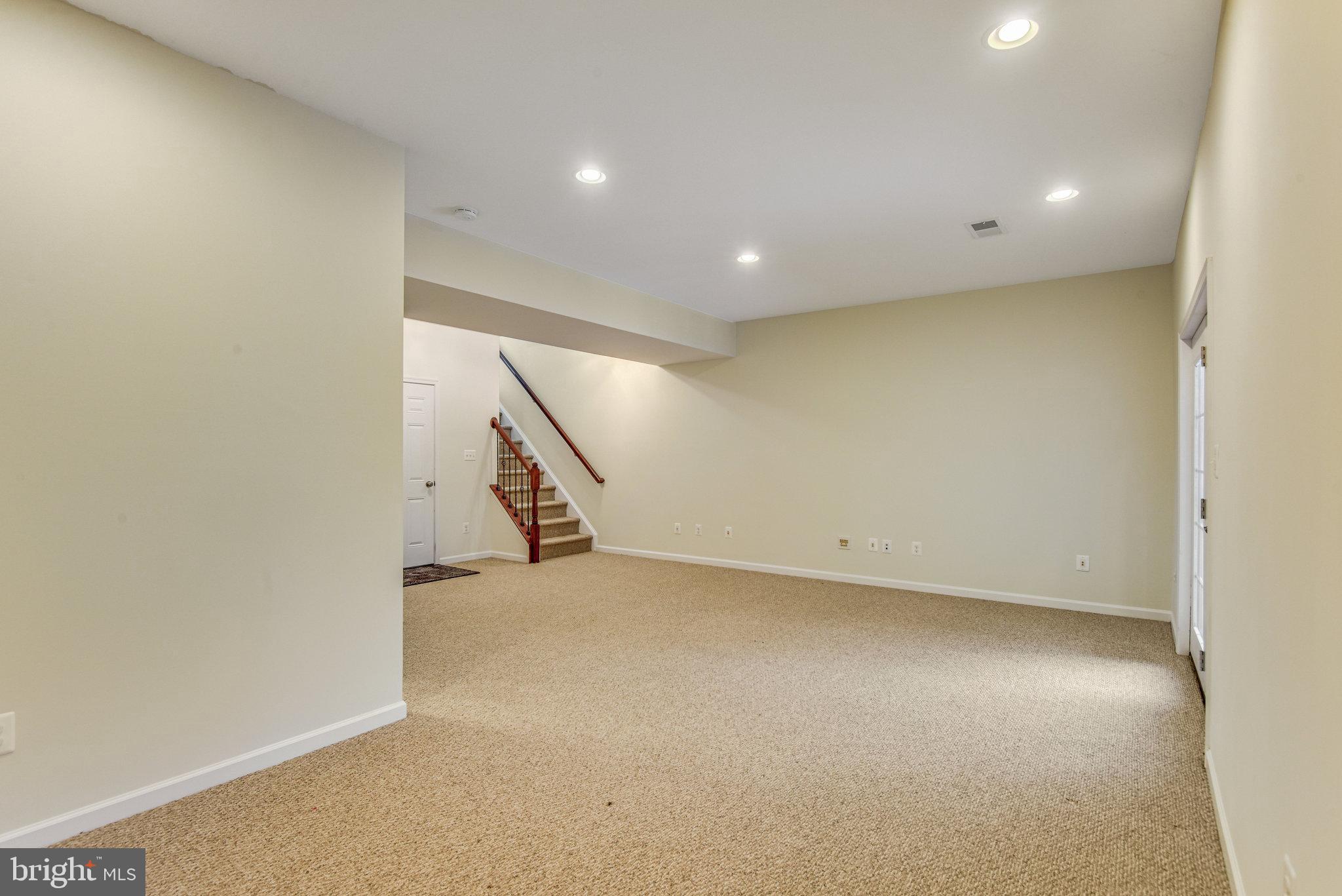 25568 Creekmore Ter