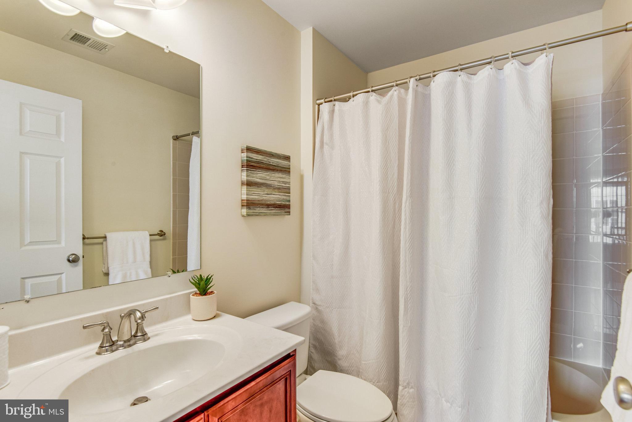 25568 Creekmore Ter