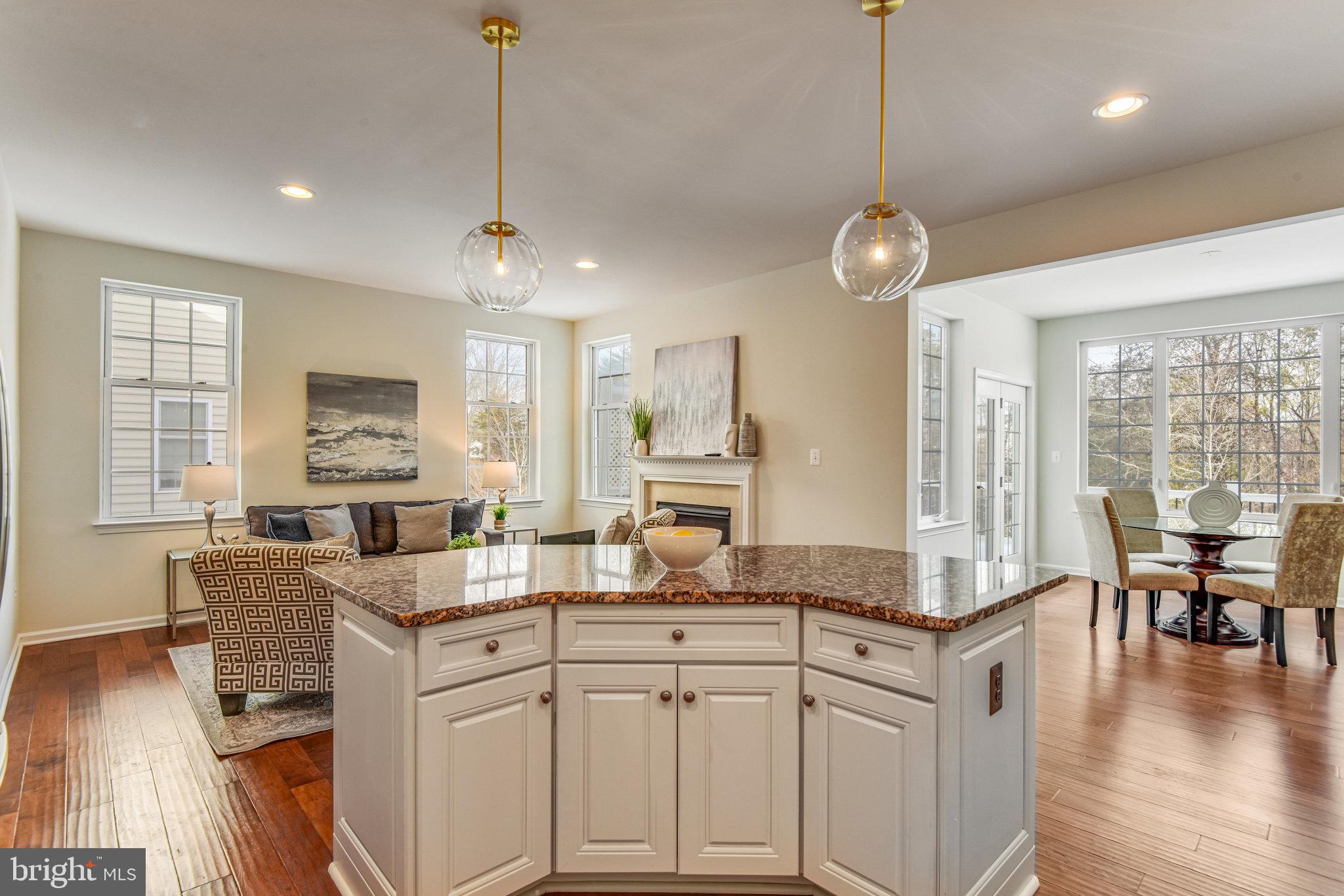 25568 Creekmore Ter
