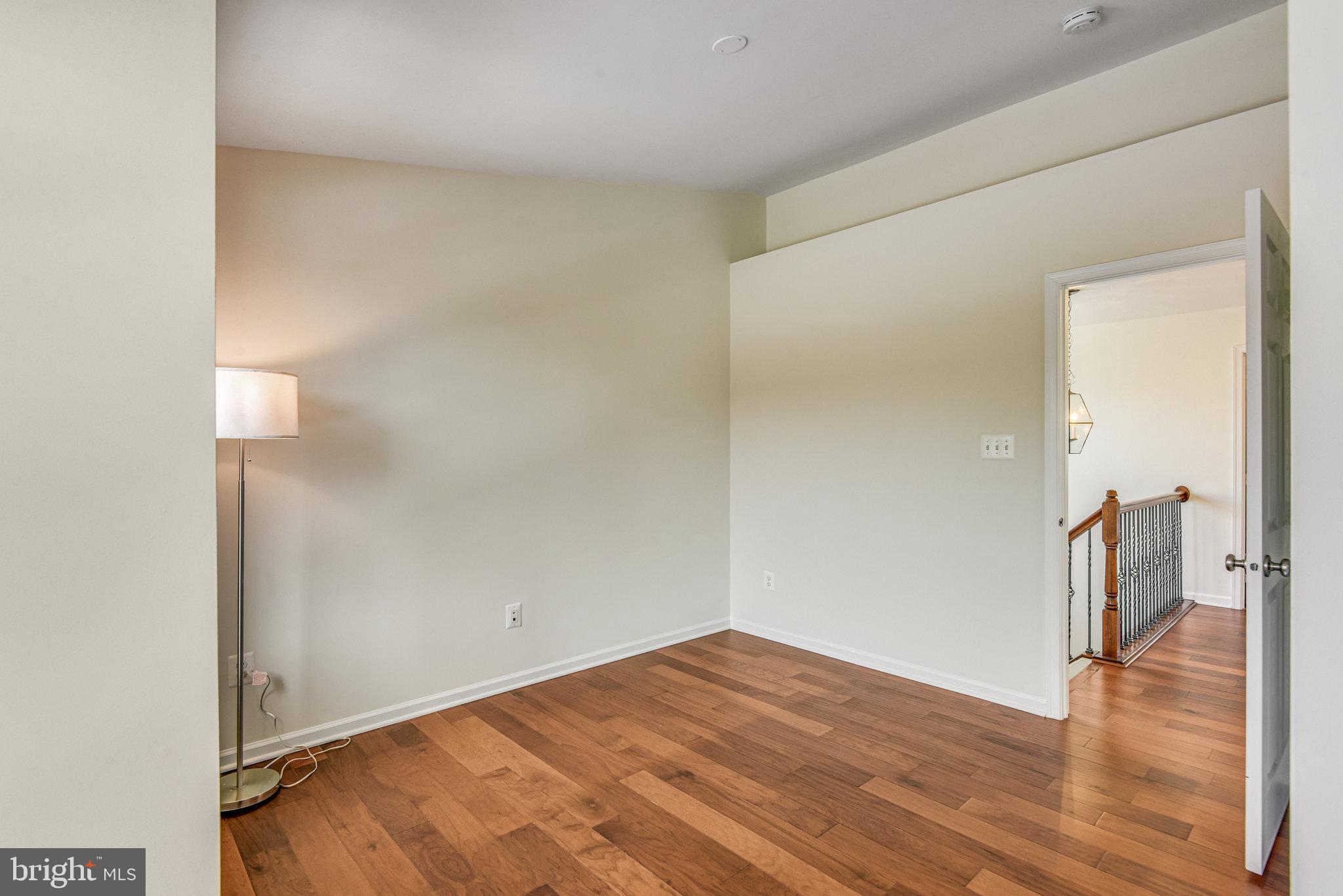 25568 Creekmore Ter