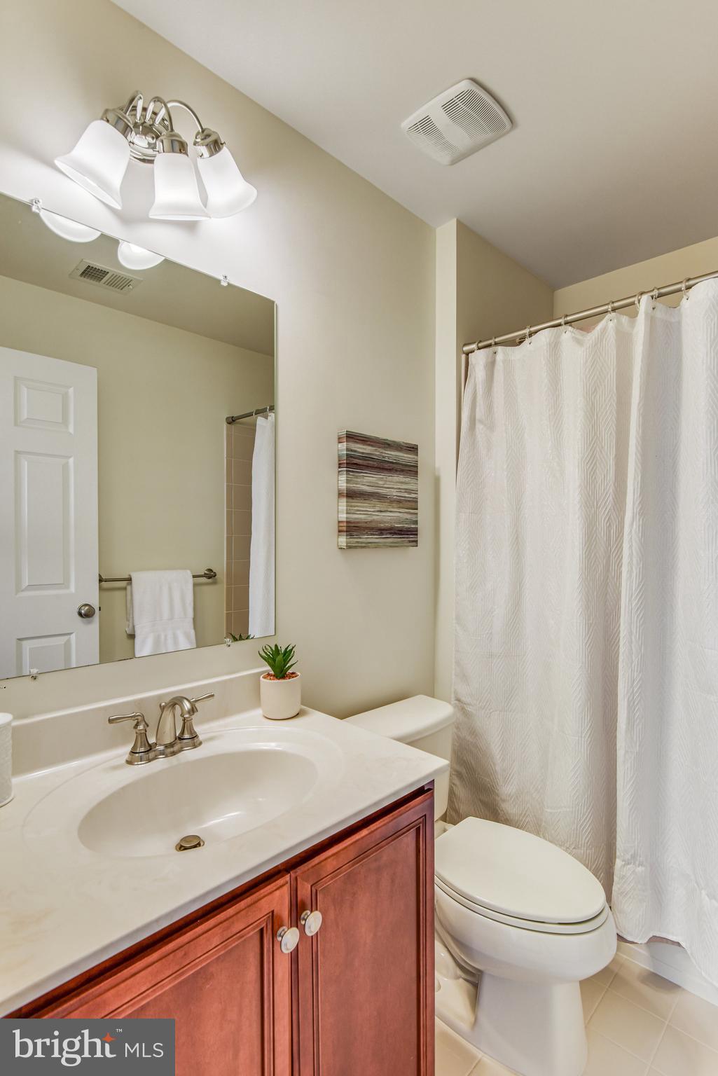 25568 Creekmore Ter