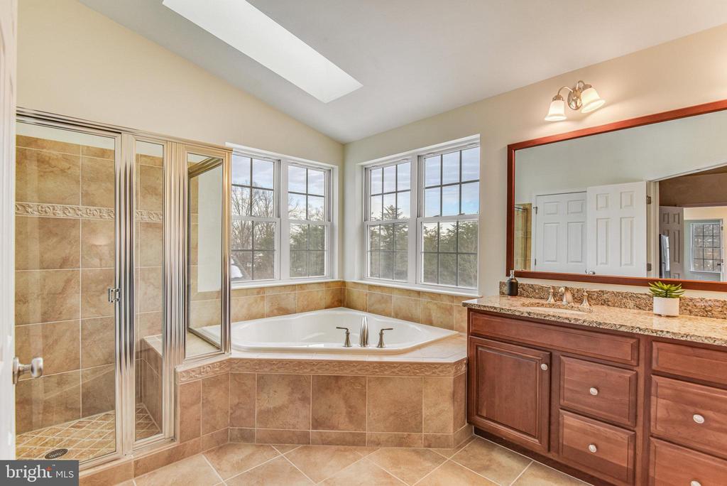 25568 Creekmore Ter