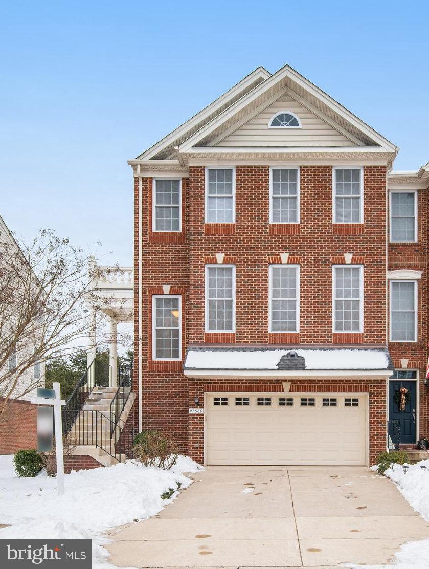 25568 Creekmore Ter