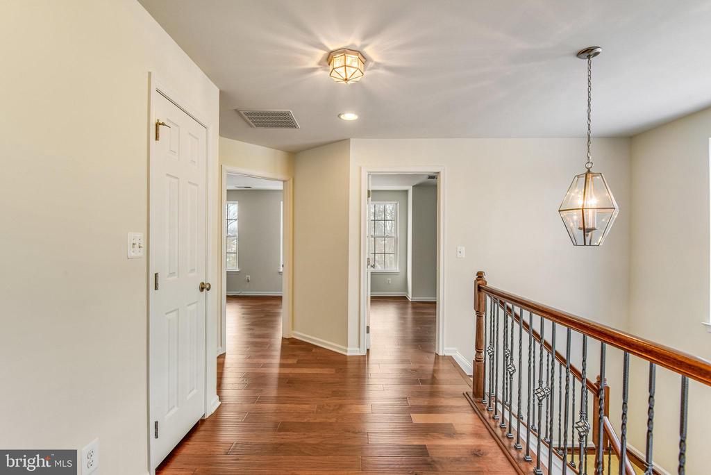 25568 Creekmore Ter