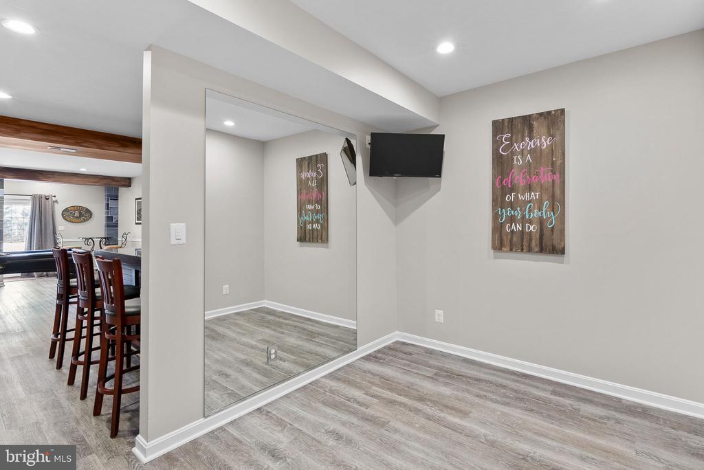 43894 Camellia St