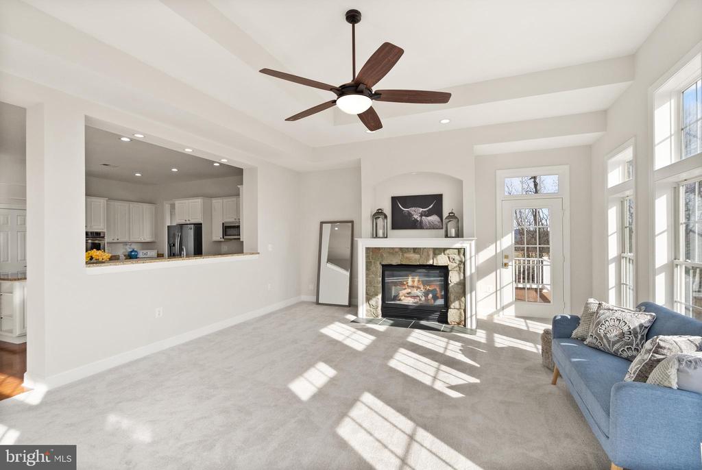 13220 April Cir